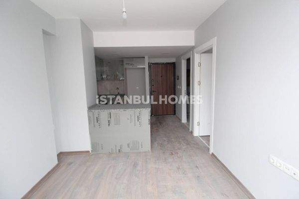 Apartment Close to Buyukdere Avenue and Metro in Kagithane