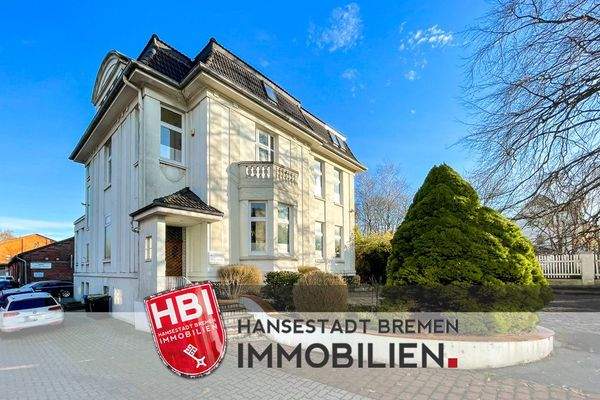 Außenfassade Front Villa