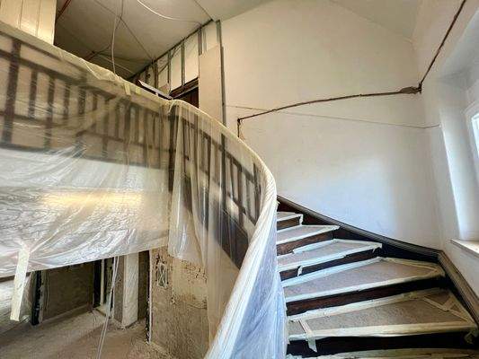 großer Treppenaufgang