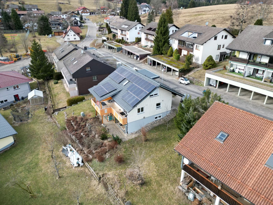 e2dd7469-abec-4002-b969-62fdae5fdf24