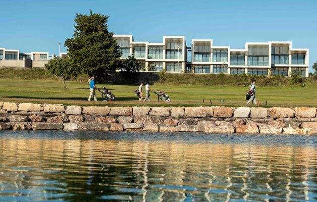 Golf-_-Suites-1024x652