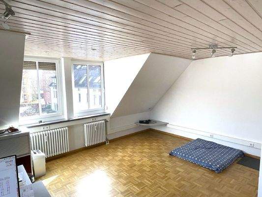 Schlaf-/Arbeitszimmer ( Möglichkeit zur Teilung in