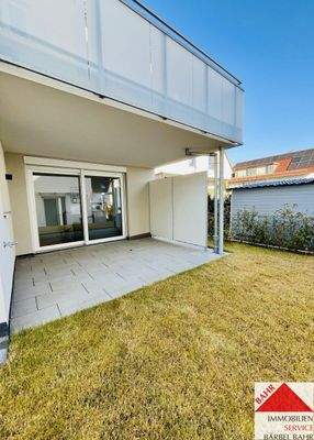 Terrasse mit Gartenanteil