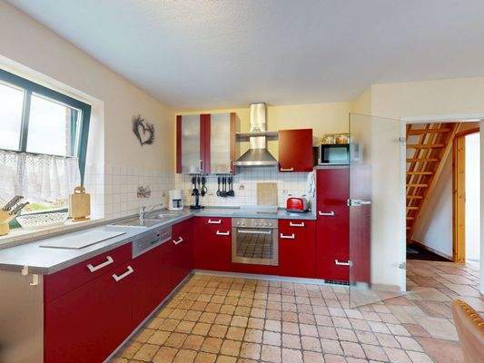 Offene Küche im Obergeschoss