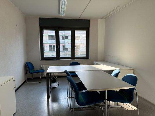 Büroraum im EG