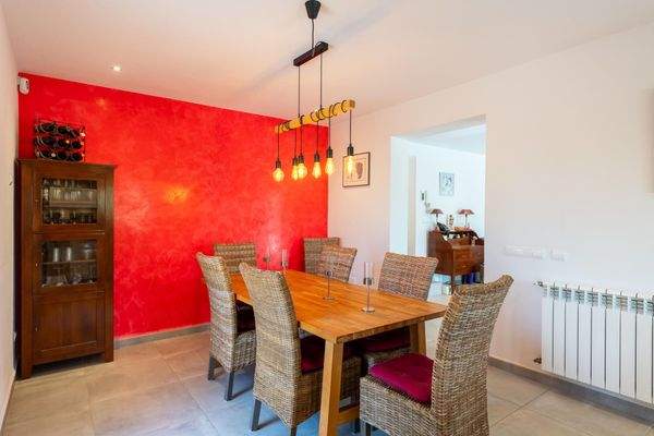 90dd8c29-0be3-49db-a22a-3ded40ec38c3