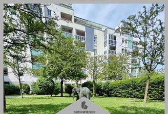 Wohnanlage mit Grünfläche