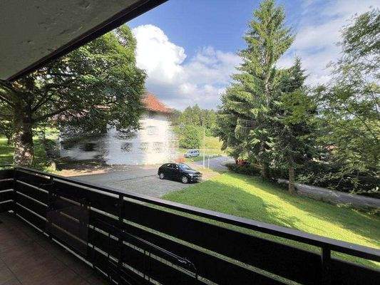 ausreichend hauseigene Park...