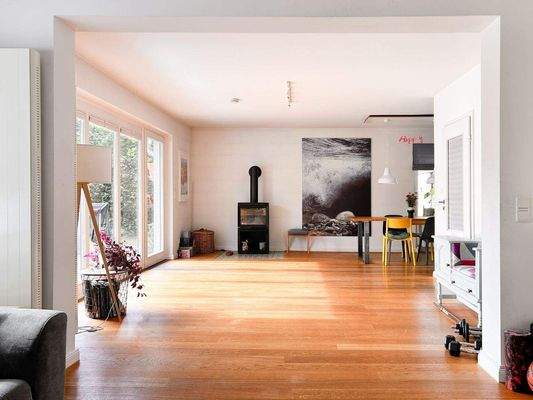 Wohnbereich mit Kamin 