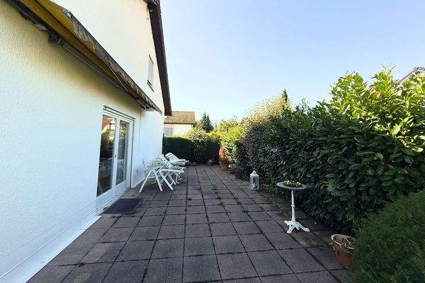 Sehr große Terrasse