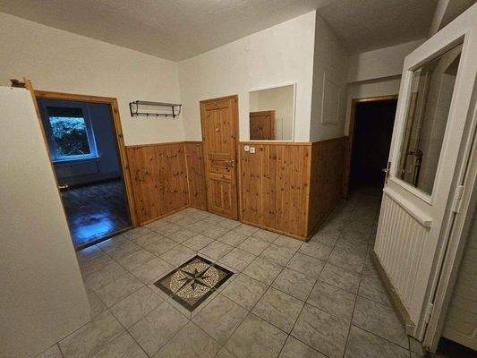 Eingangsbereich/ Flur 