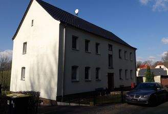 Polkenberger Dorfstraße Außenansicht.jpg