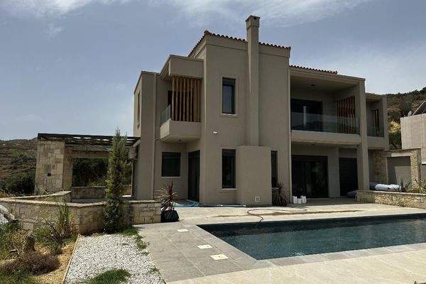 Kreta, Kolymvari: Moderne Luxusvilla mit atemberaubender Aussicht und privatem Pool zum Verkauf