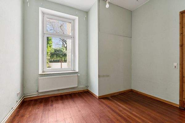 Schlafzimmer mit Blick auf die Terrasse