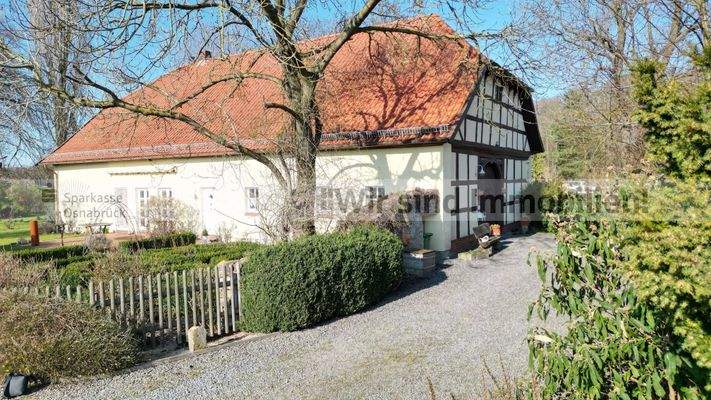 Seitenansicht mit Hof