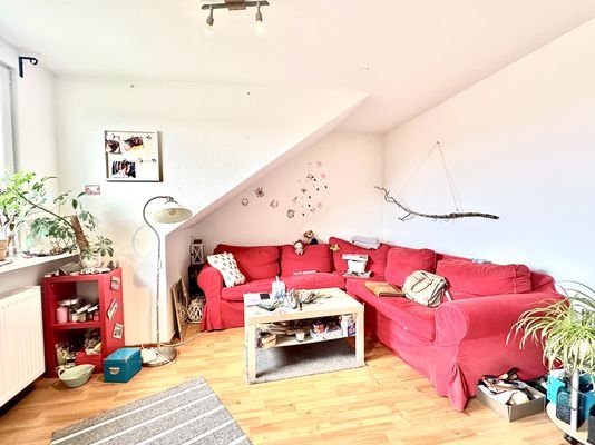 Helles Wohnzimmer
