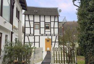 Objektansicht/Vorderhaus/Remise