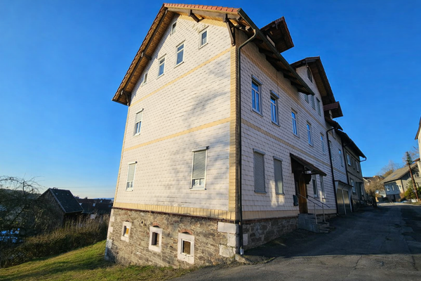 Haus außen 03.jpg
