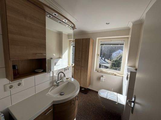 Renoviertes Tageslichtbad