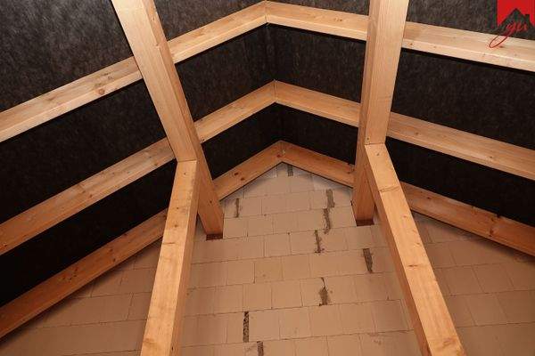 Dachboden Zwischendecke gedämmt