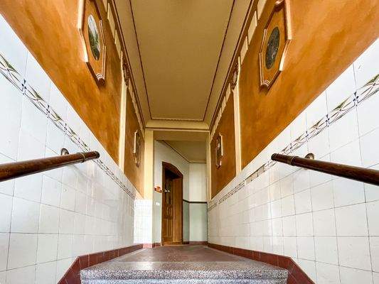 Treppenhaus liebevoll