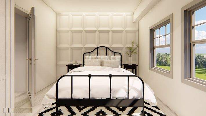 Renovated Building 250 Meters from the Coast in Istanbul