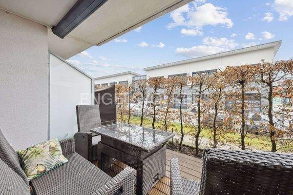 Terrasse mit Markise und Westausrichtung