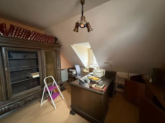 Büro Dachgeschoss