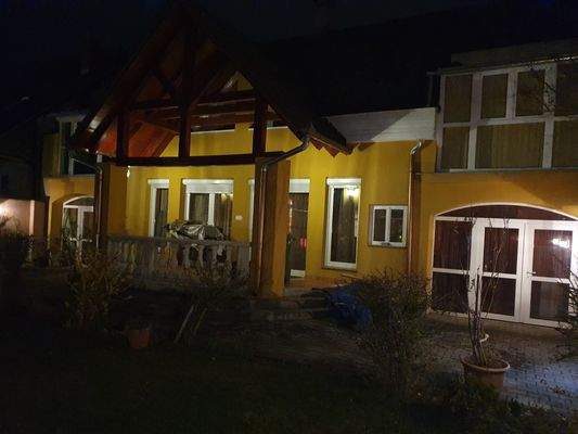 09e98e28-f5a9-490f-87ab-0f1a182a3899 (1).jpg