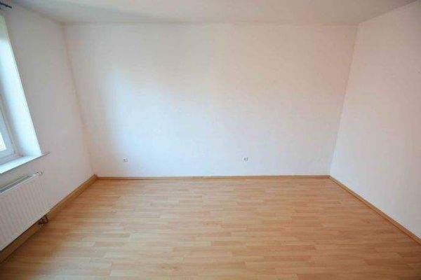 Schlafzimmer (Beispielwohnung im 1. OG)