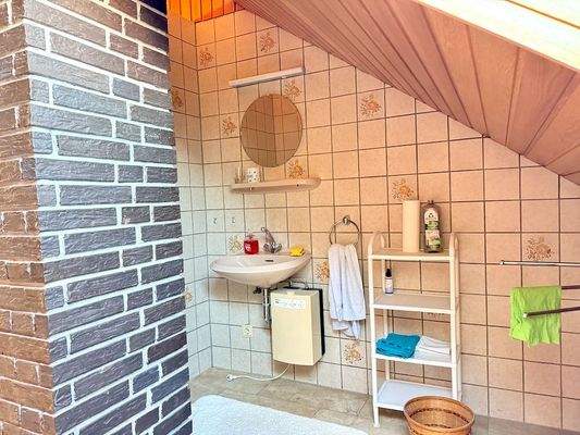 Waschbecken im Dachstudio