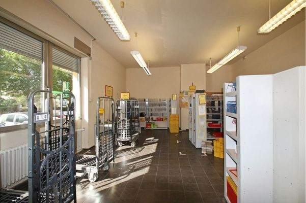 Gewerbe im Erdgeschoss