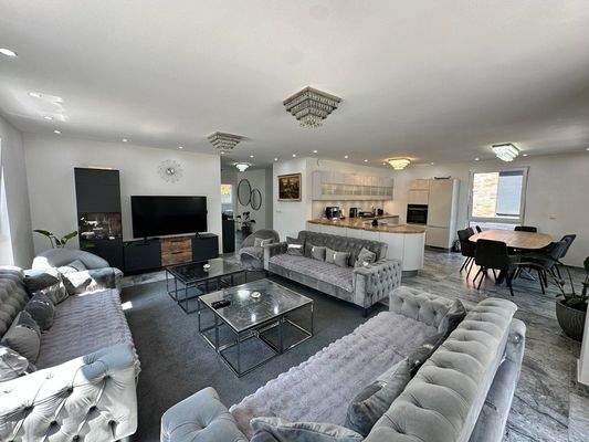 Wohn- und Essbereich EG 