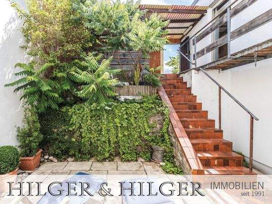 Istzustand: Blick auf oberen Terrassenbereich 