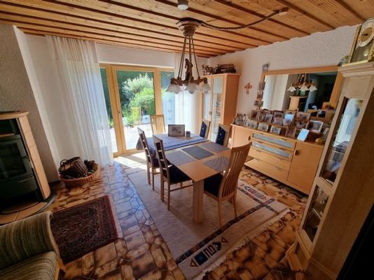 Helles Esszimmer