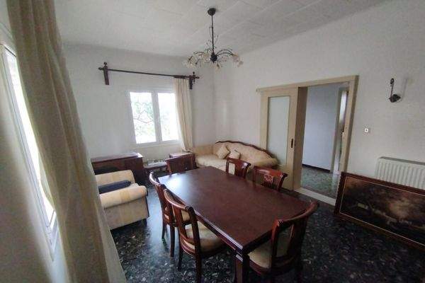 Kreta, Vamvakopoulo: Charmantes Haus in ruhiger Lage nahe der Stadt zu verkaufen