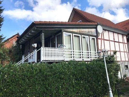 Südseite, Nebengebäude, Balkon und Küche,