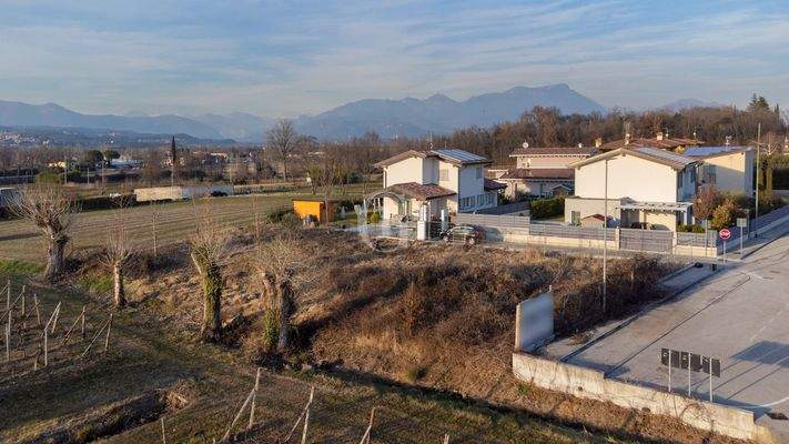 VEDUTA AEREA TERRENO