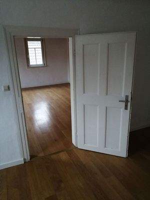 von kleinem Zimmer Richtung WZ