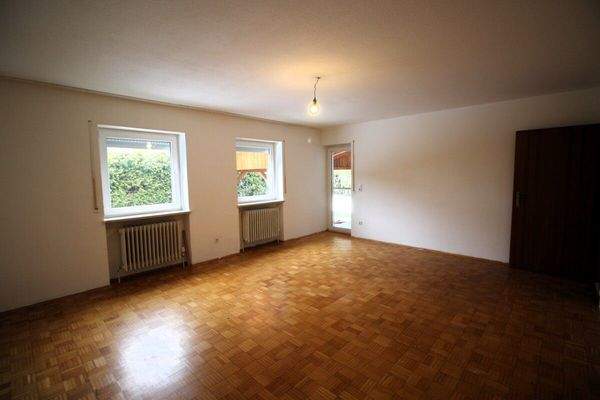 EG Wohnzimmer mit Terrassenzugang