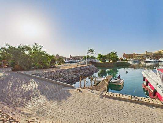 Außenbereich um die Immobilie