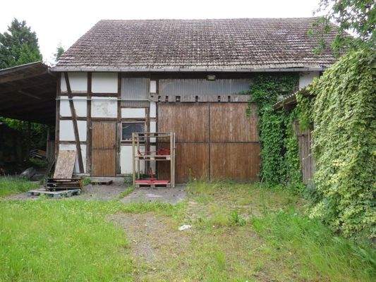 Innenhof und Scheune