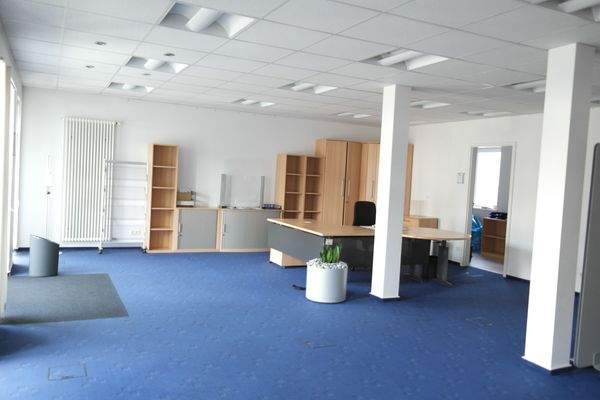 Eingangsbereich links.JPG