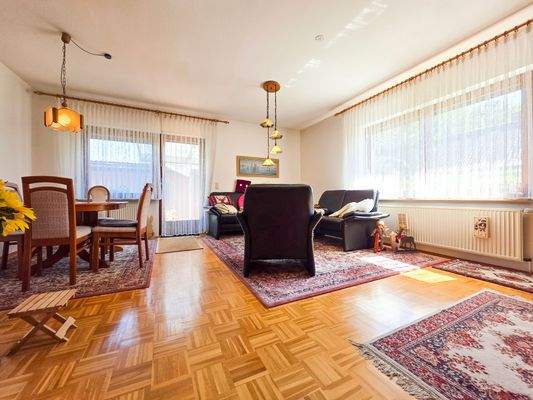 EG - Wohn- und Esszimmer