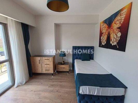 Flats with Gym and Parking Lot in İstanbul Zeytinburnu