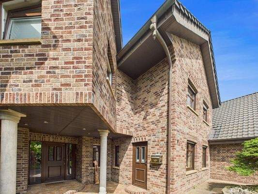 CAM03784G0-PR0075-STILL006