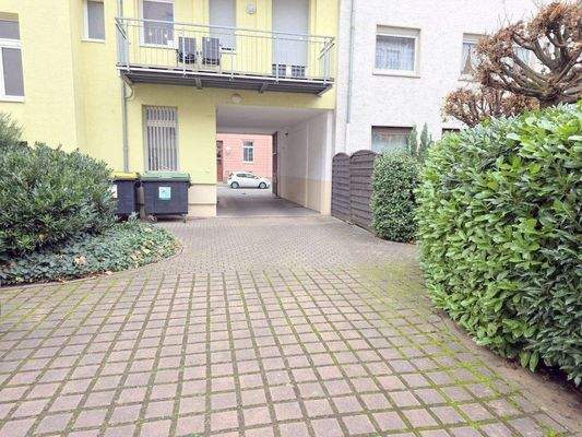 Zugang von der Straße