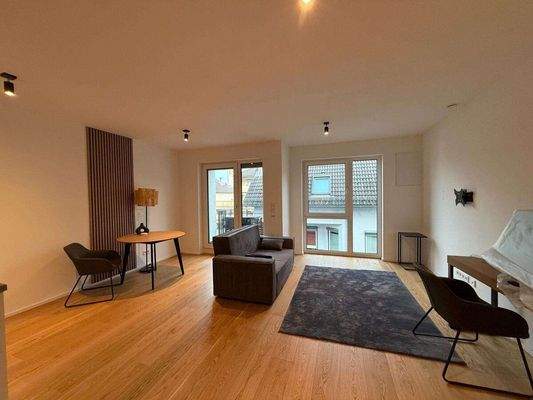 df606be8-0eca-4c34-8035-aacd78eb4fc1-1981174805