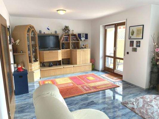 ... mit Terrassenzugang