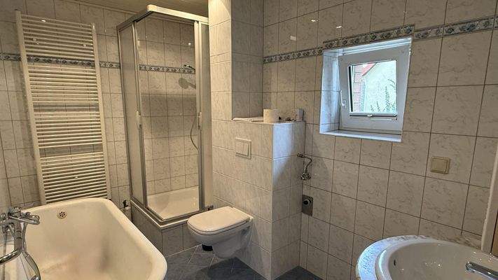 Badezimmer - Erdgeschoss